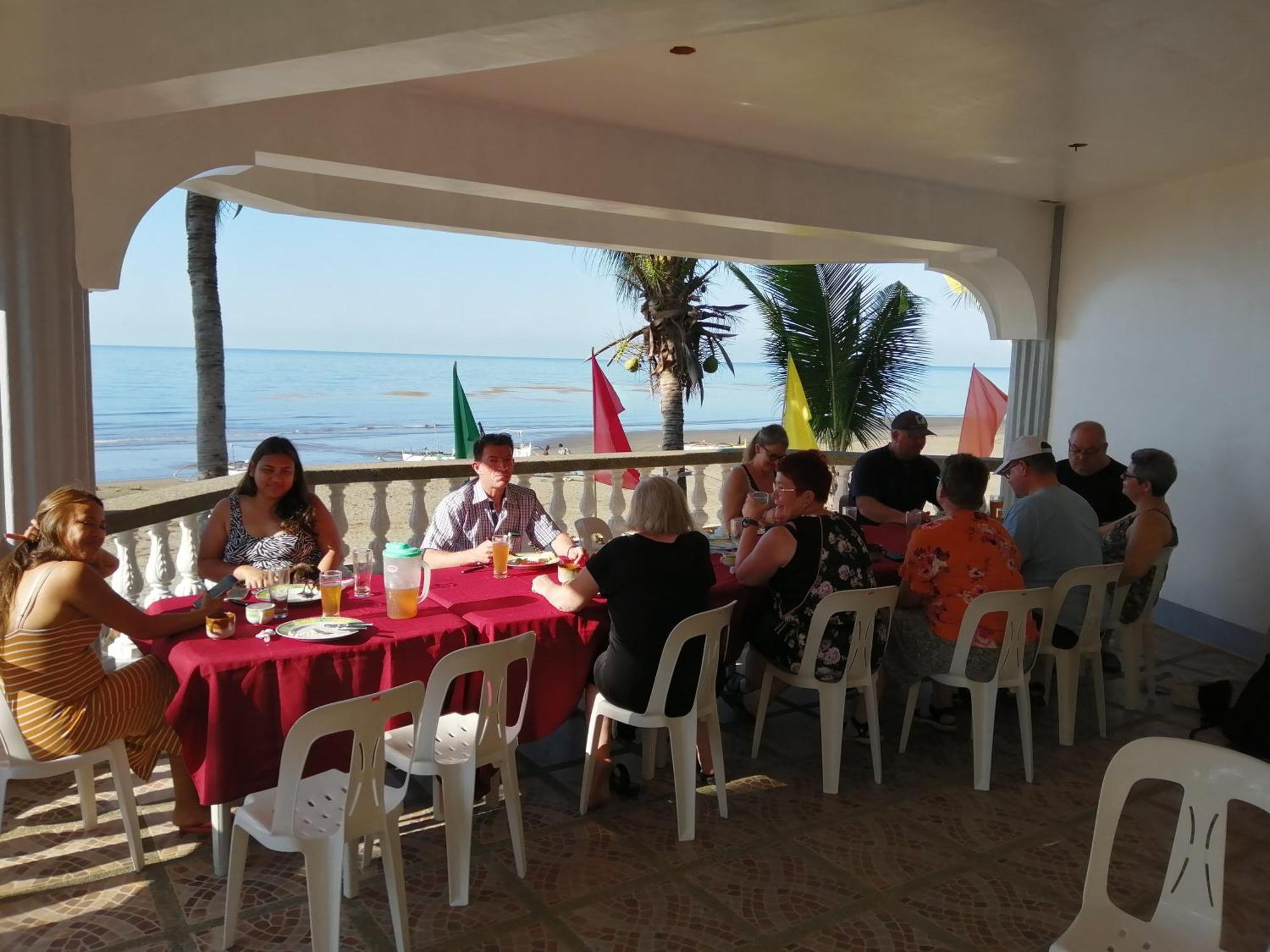 Seasun Beach Resort & Hotel Lucapon Exterior photo